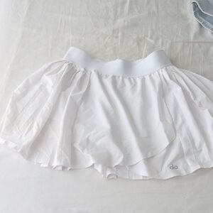 ALO Yoga Aces Tennis Skirt White